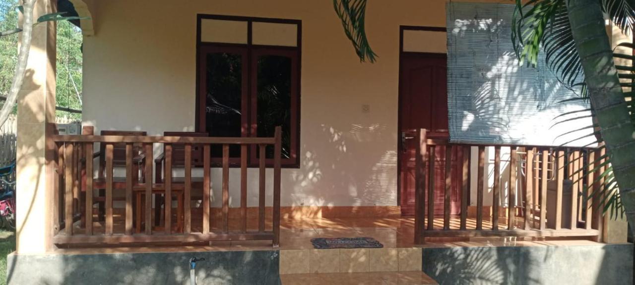 Puring Bungalows Gili Air Dış mekan fotoğraf